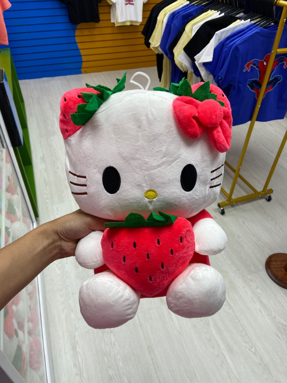 Peluche de hello kitty mediano