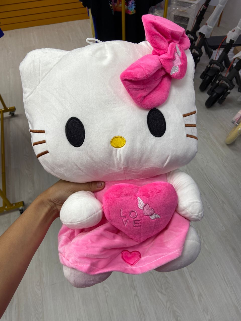 Peluche de hello kitty grande